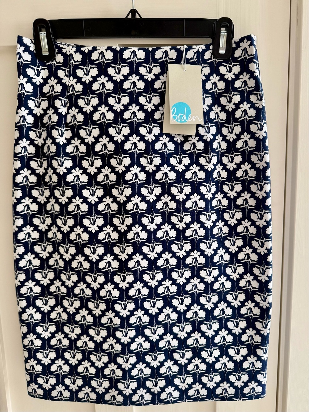 Boden Navy and White Floral-Print Pencil Skirt